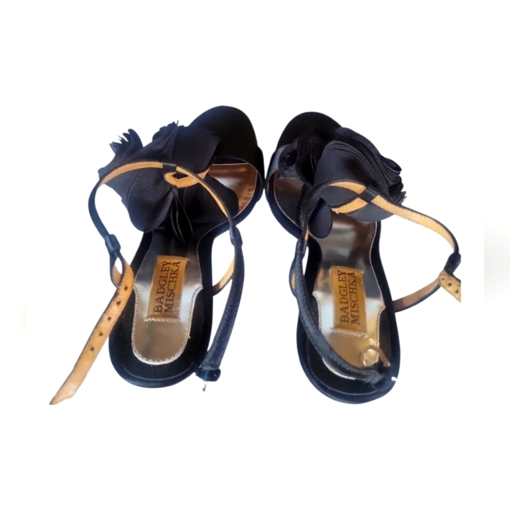 Badgley Mischka Women's Rose Petals Holiday Randee Black Satin Sandals 6 1/2 M - Picture 8 of 9